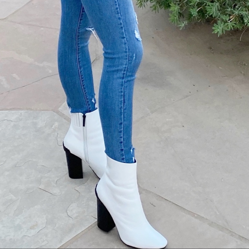 {Kendall + Kylie} Haedyn Leather Boots - Picture 16 of 16